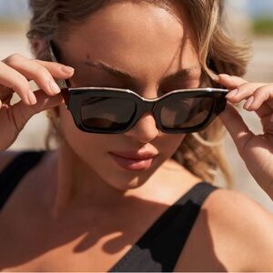 Dime Nathalie Paris Amore Polarized Sunglasses- Black/ Gray